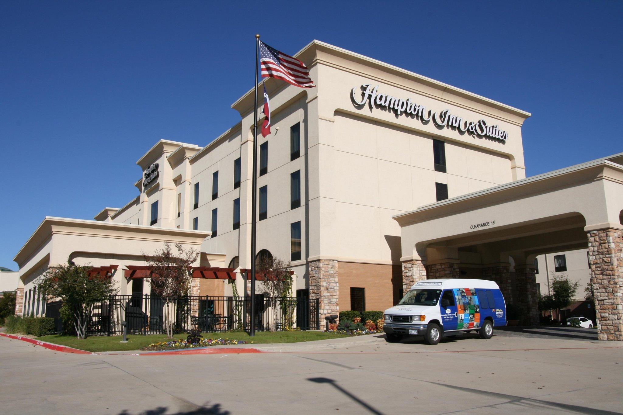 Hampton Inn & Suites Dallas-Dfw Airport Hurst Bagian luar foto