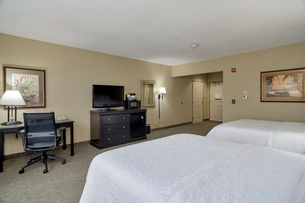 Hampton Inn & Suites Dallas-Dfw Airport Hurst Ruang foto